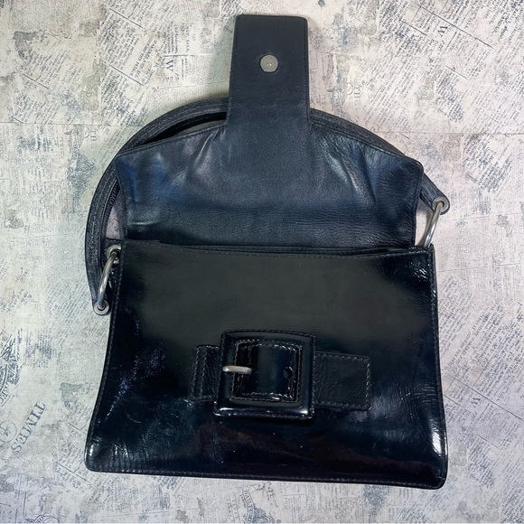 Miu Miu patent leather shoulder bag - Picture 8 of 16